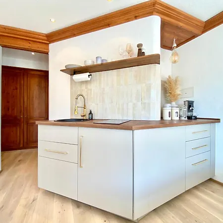 Mit Balkon & Bergblick I Parkplatz I Kueche I Seenaehe 公寓