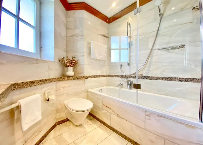 公寓 Mit Balkon & Bergblick I Parkplatz I Kueche I Seenaehe *